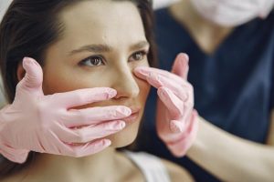 متى يظهر الشكل النهائي للأنف بعد التجميل 